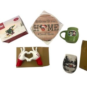 Disney Christmas Heart Love Holiday Decor Mug Wine Glass Bundle‎ style DL12196FV